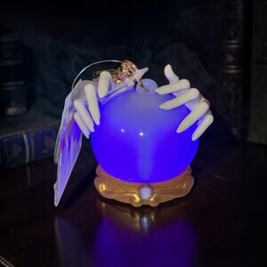 Bath & Body Works Light Up Crystal Ball Fortune Teller Hands PocketBac Holder